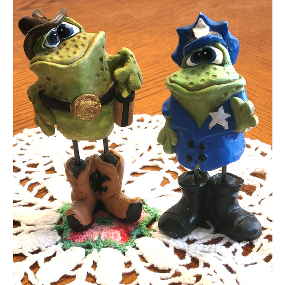 Russ Berrie Police Officer & Cowboy Frog Kathleen Kelly Copkin Figures Lot of 2 - Picture 1 of 12